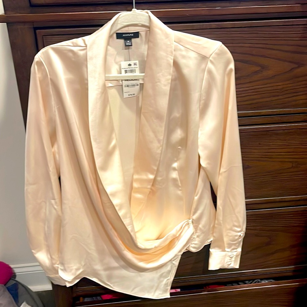 Alfani Ivory top